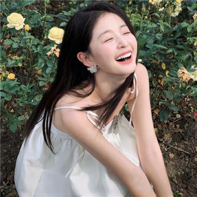 三女性